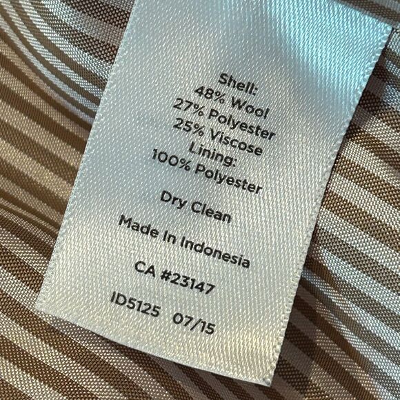 Talbots Classic 2 Button Red Wool Blend Blazer size 10P - Picture 15 of 16